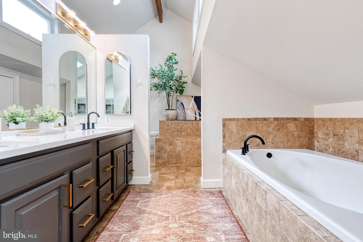 15701 Home Road photo 45