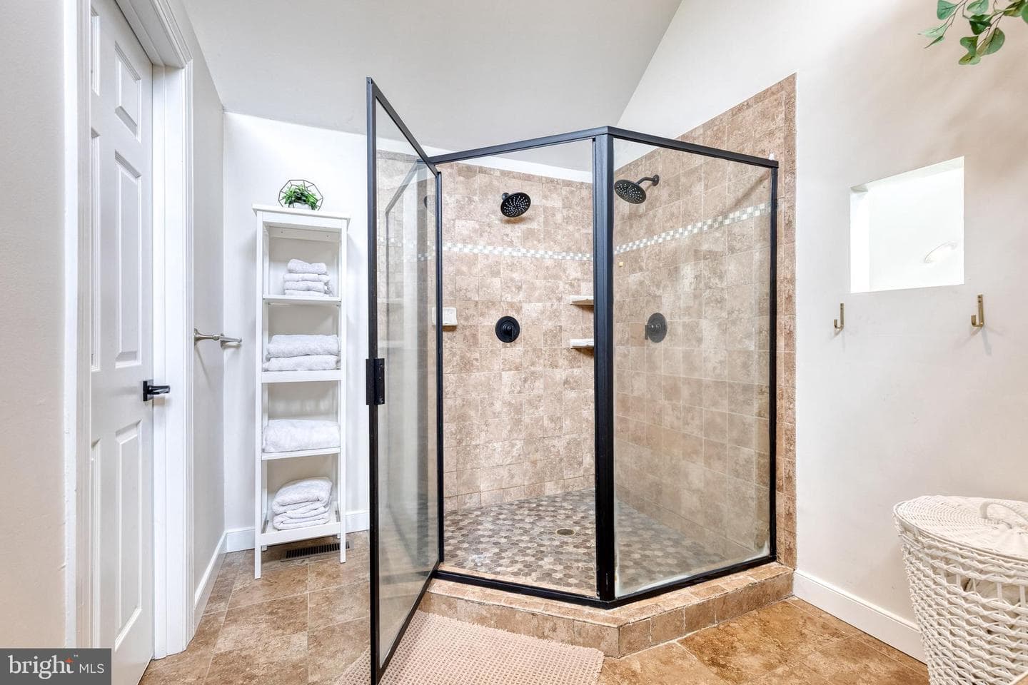 15701 Home Road photo 46