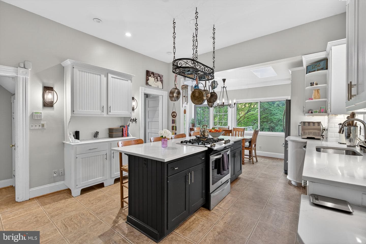 605 W Joppa Road W photo 32
