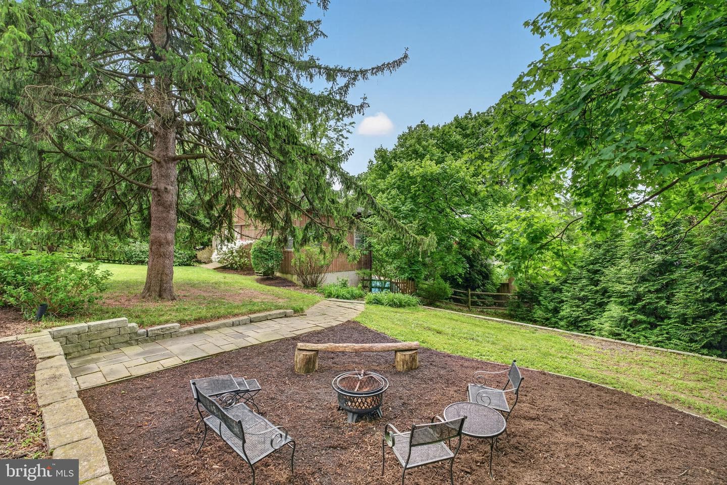 605 W Joppa Road W photo 94