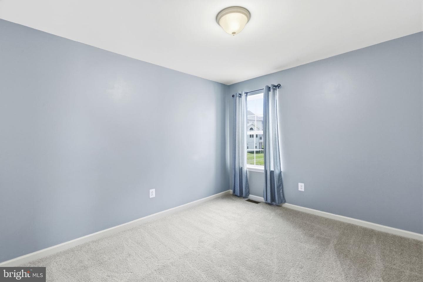 607 Long Wall Drive photo 37
