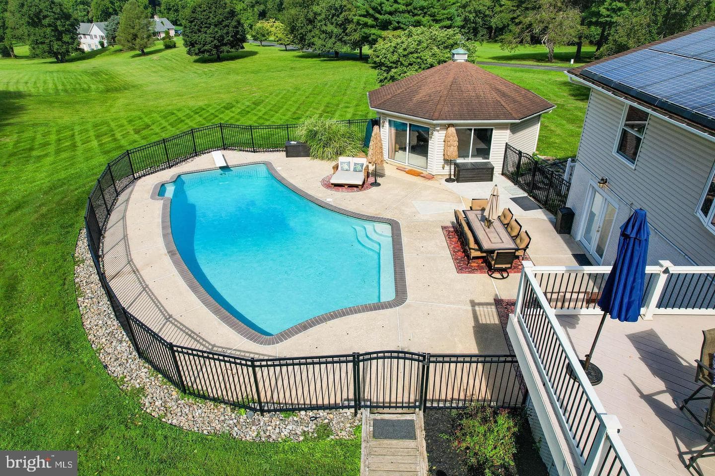 9311 Dogwood Road photo 62