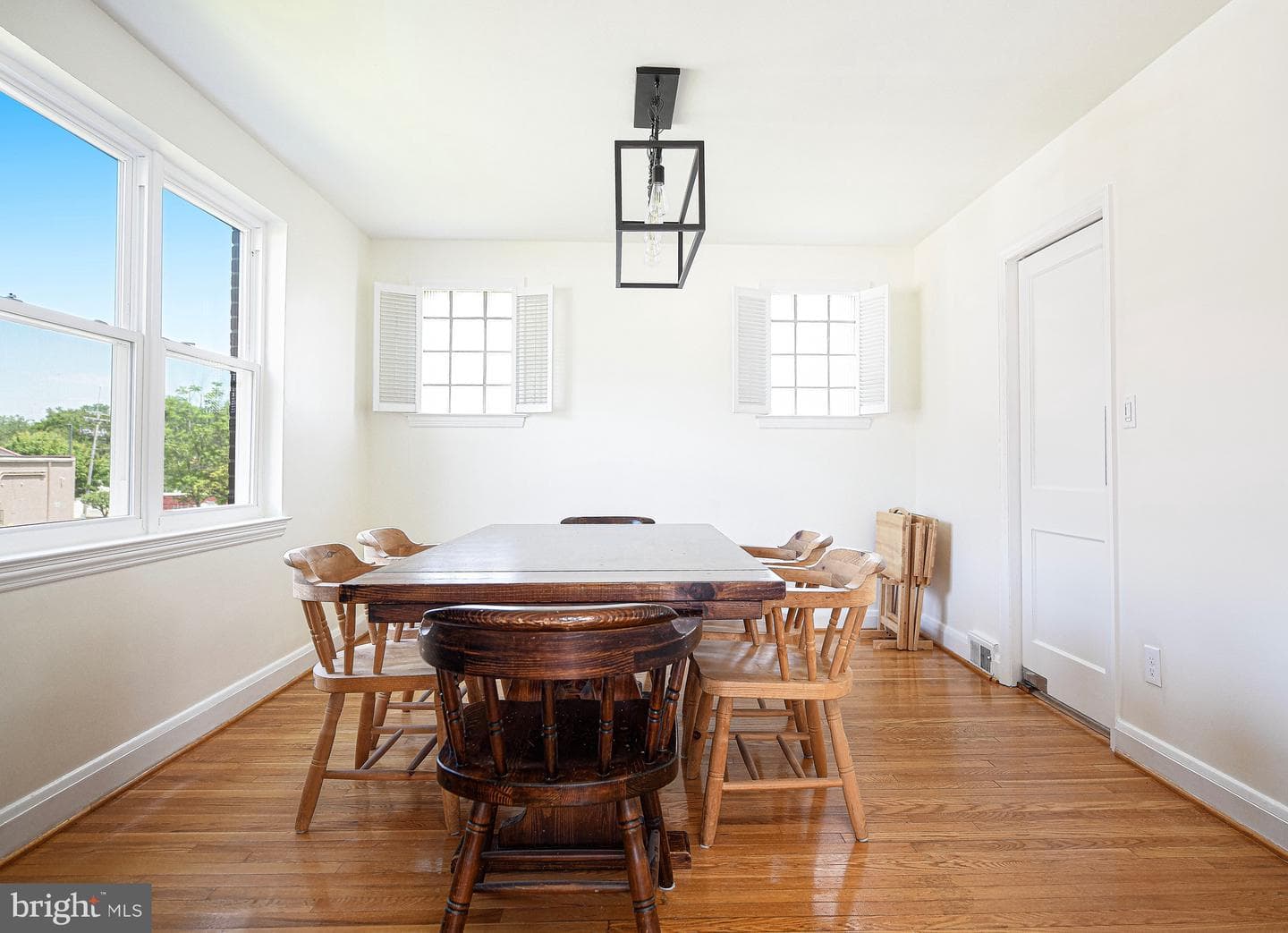 4210 Cardwell photo 11