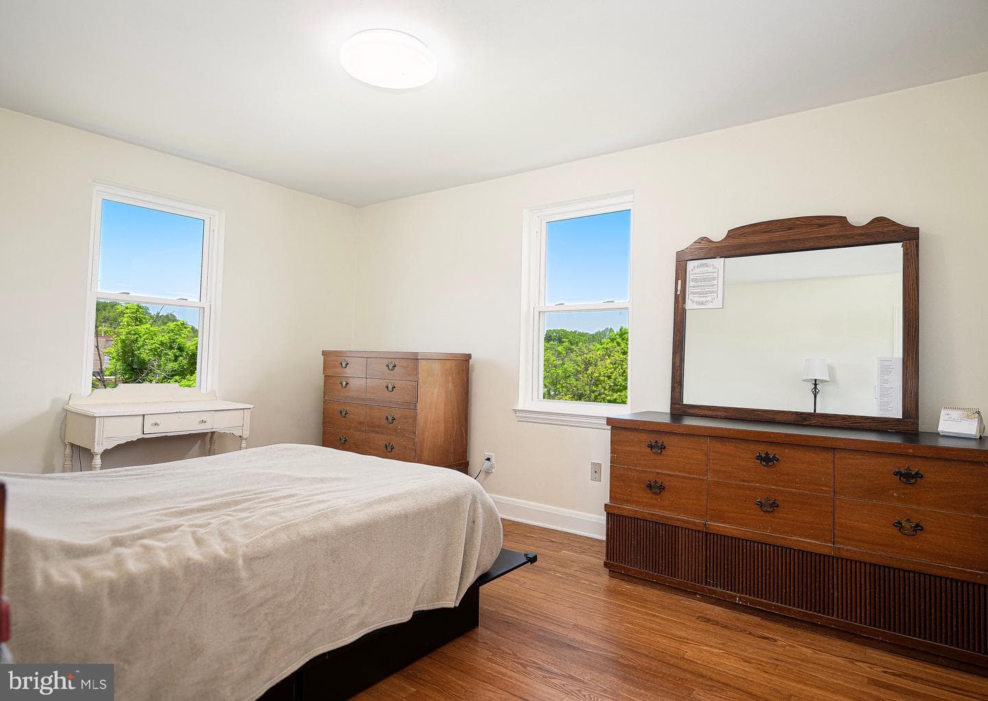 4210 Cardwell photo 17