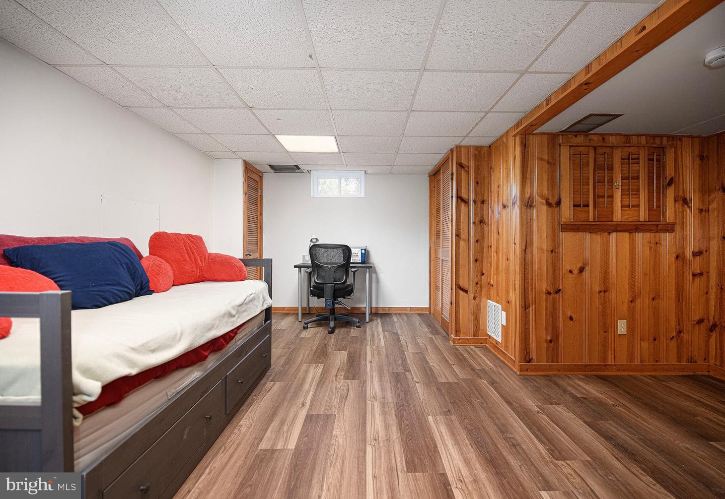 4210 Cardwell photo 20