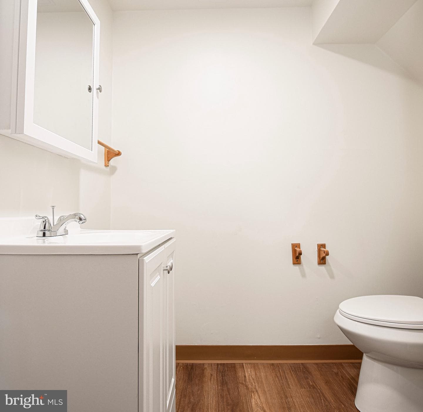 4210 Cardwell photo 21