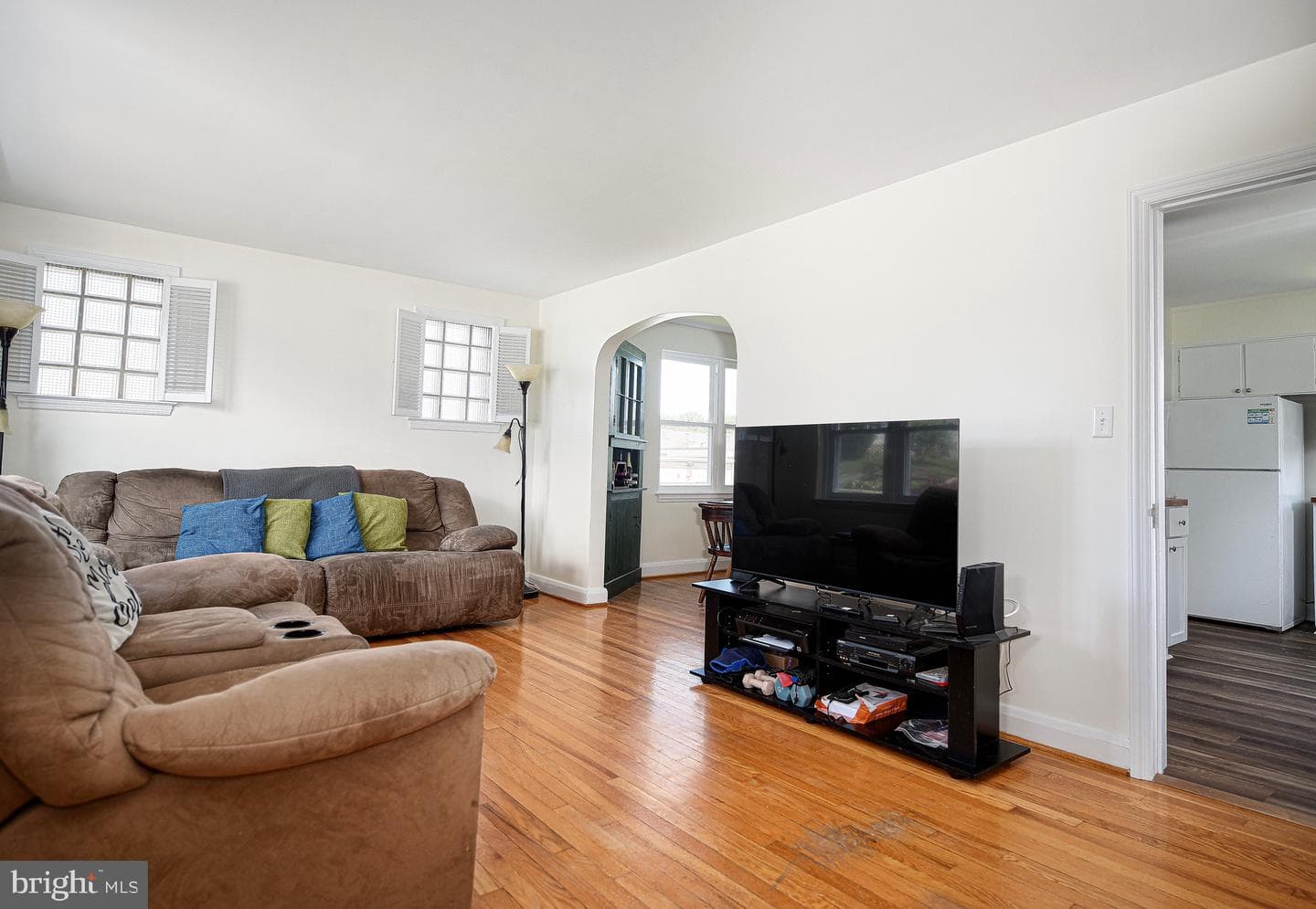 4210 Cardwell photo 6