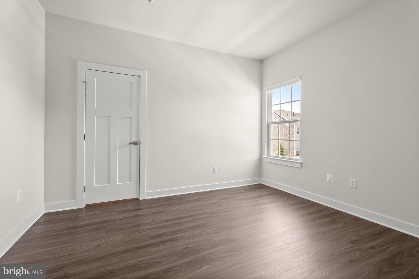 6207 Islington Street photo 37