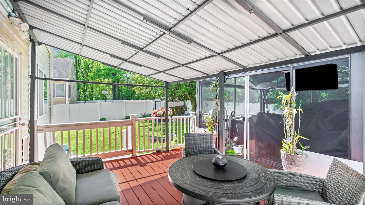 21 Sidewell Court photo 44