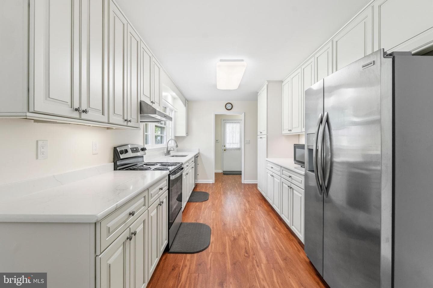 1146 Gypsy Lane E photo 12