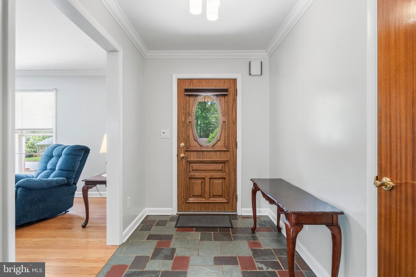 1146 Gypsy Lane E photo 4