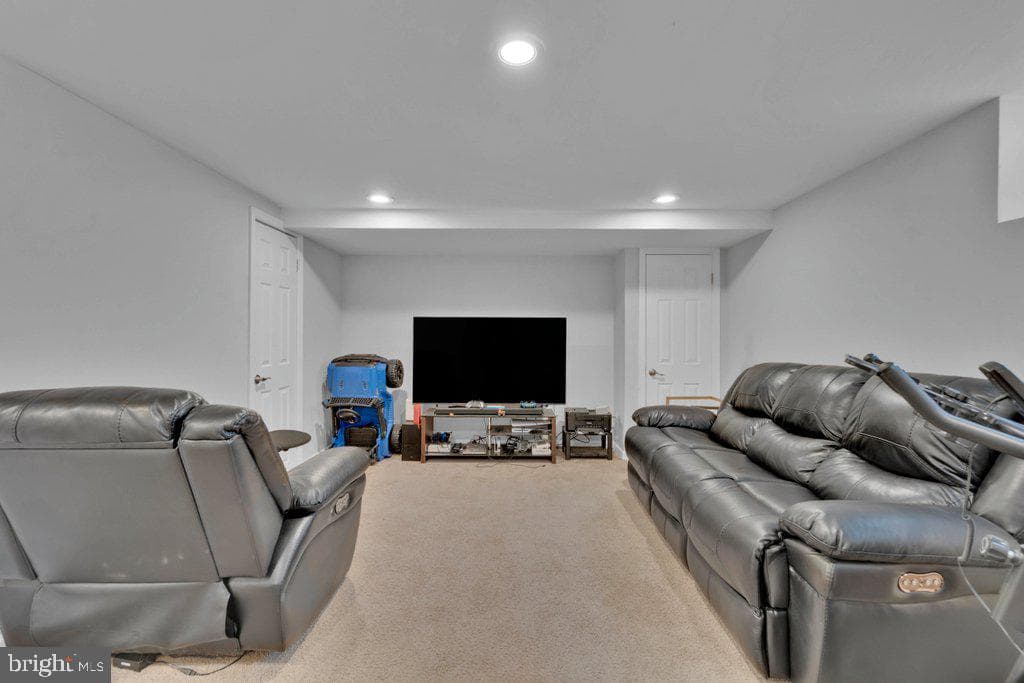 1329 Halstead Road photo 22