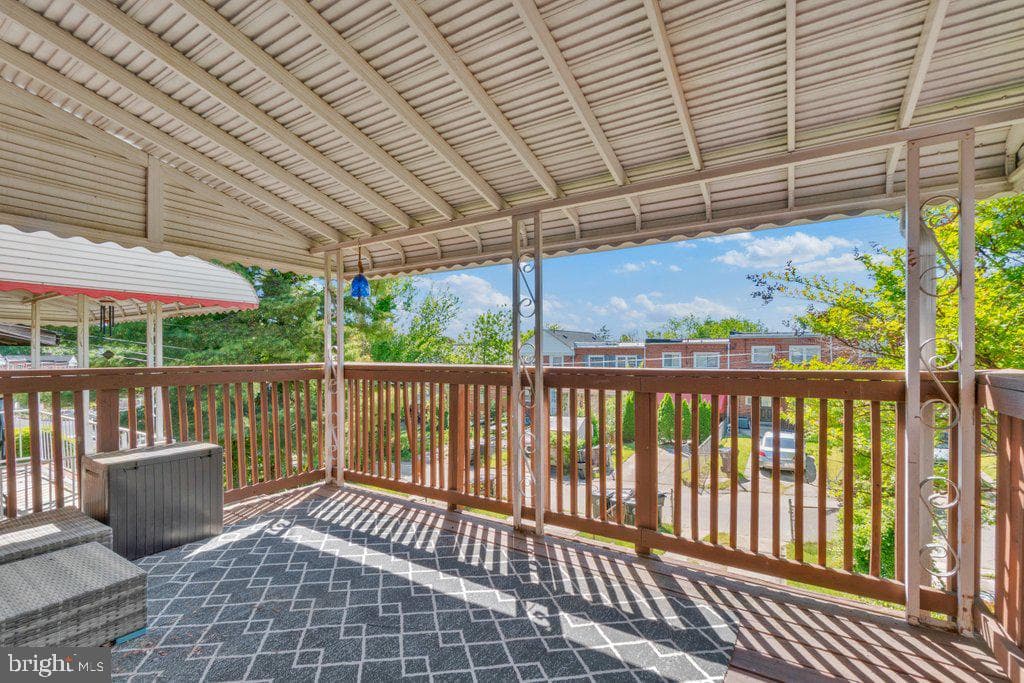 1329 Halstead Road photo 28