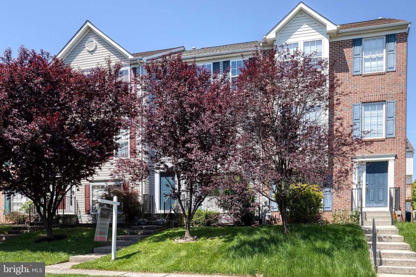 5048 Kemsley Court photo 2