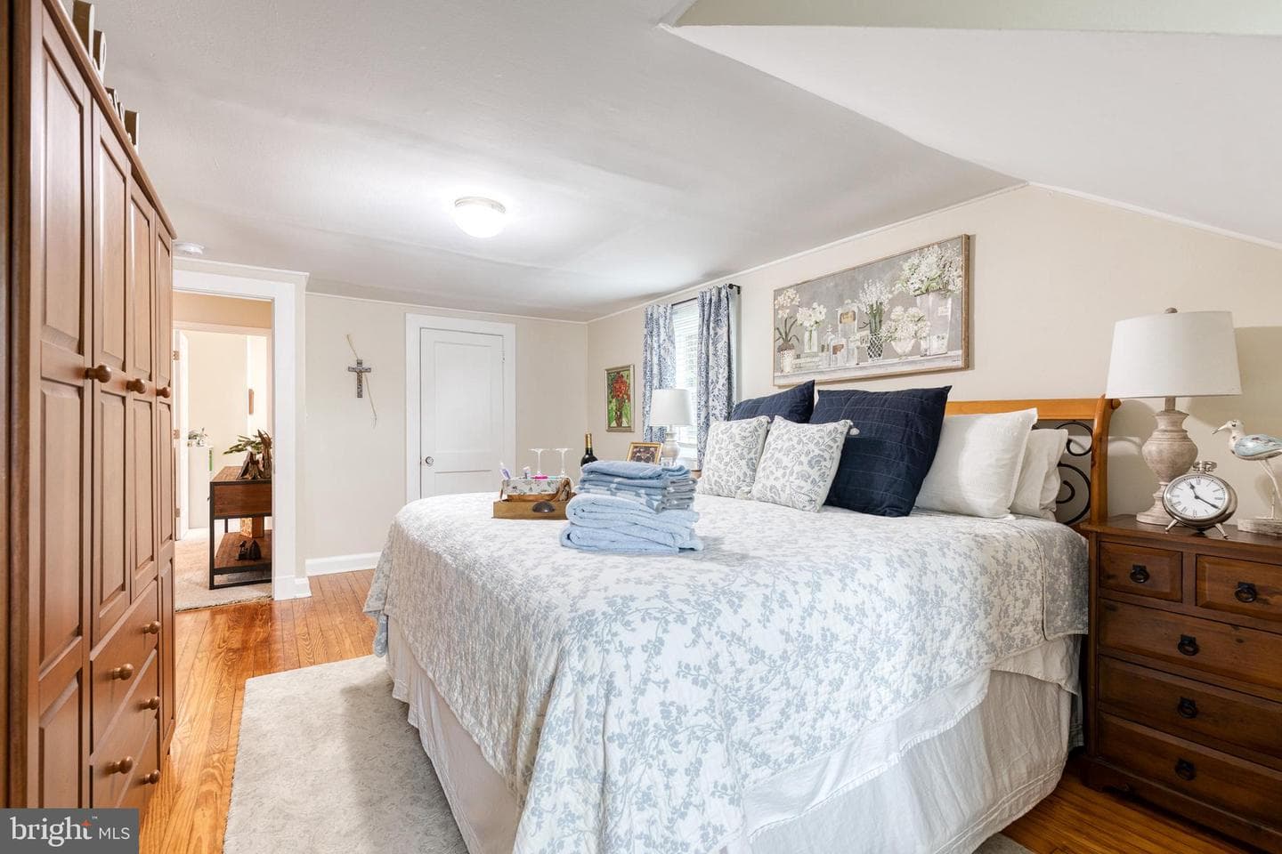 222 Warren Road photo 34