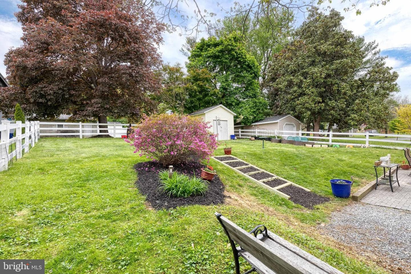 222 Warren Road photo 45