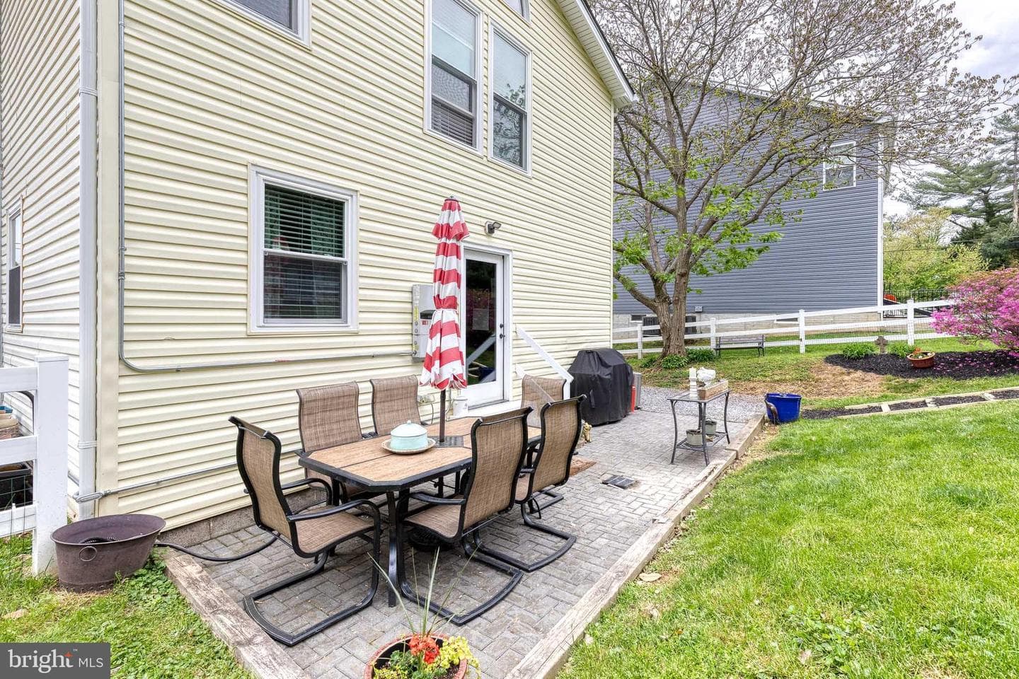 222 Warren Road photo 49