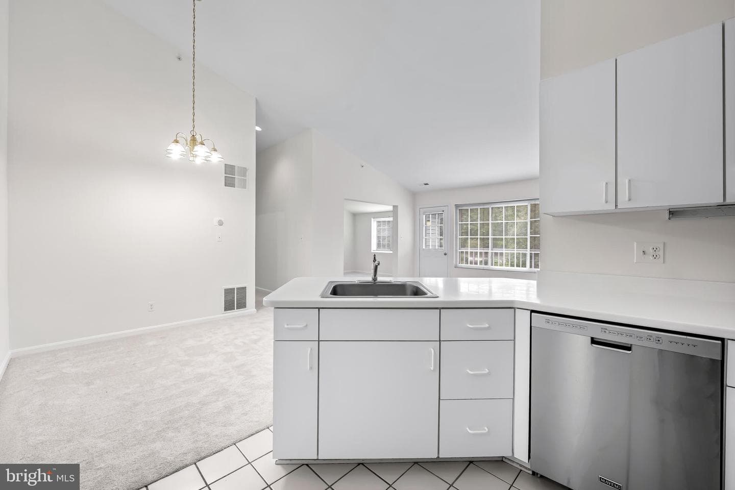 9 Tintern Court #304 photo 11