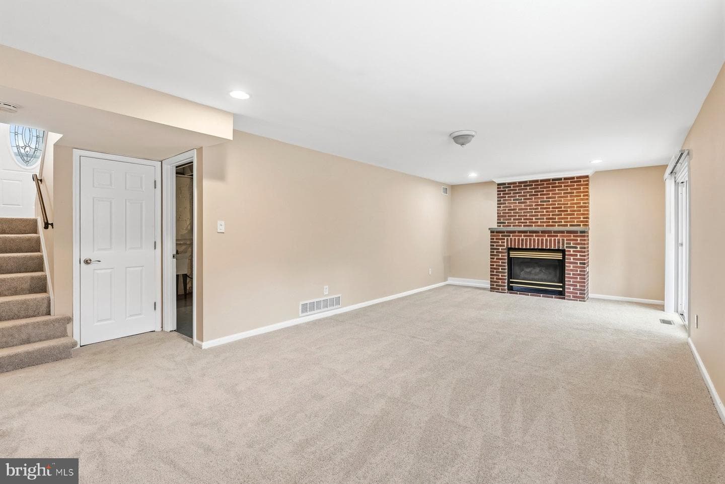 910 Crestwick Road photo 21