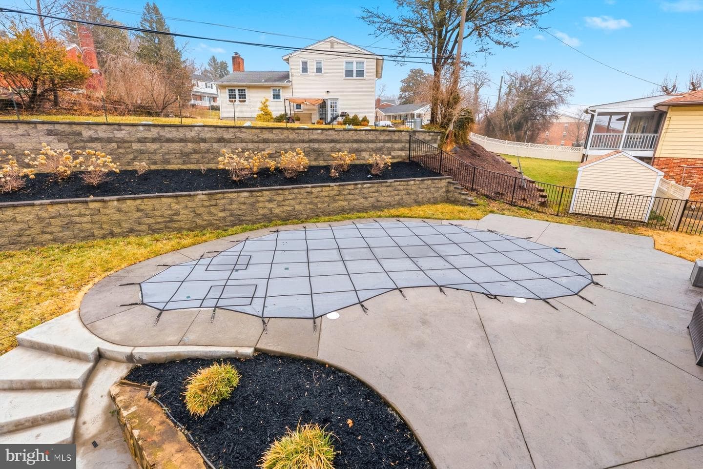 910 Crestwick Road photo 29