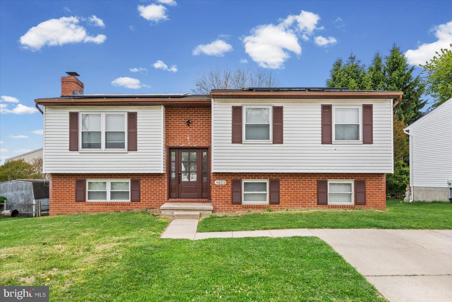 9453 Seven Courts Drive photo 3