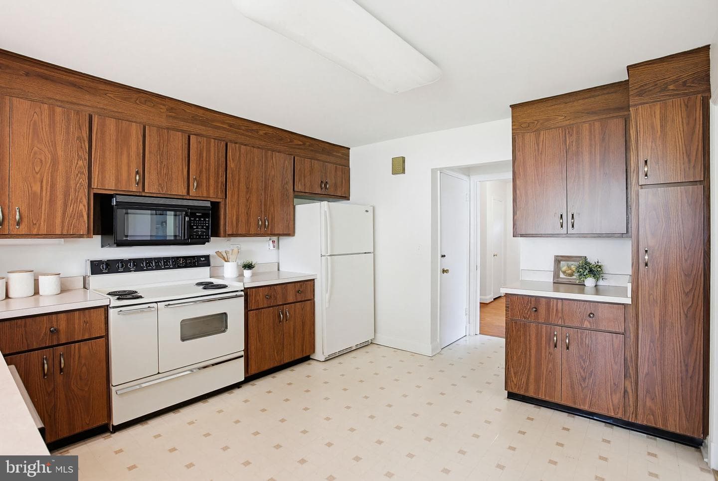 13201 Manor Road photo 14
