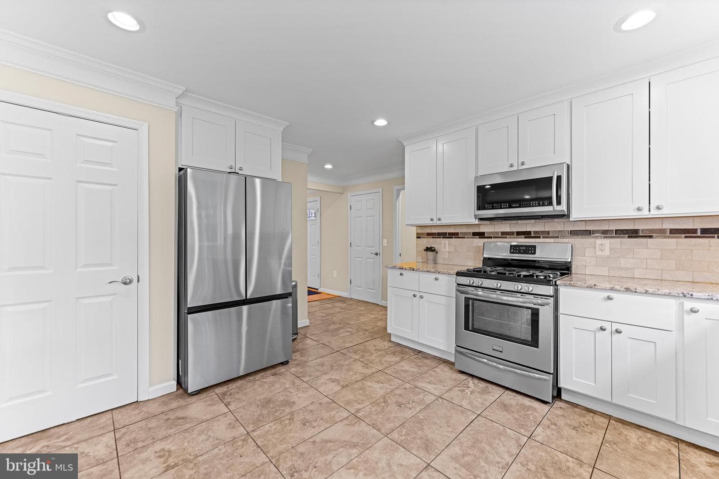 2300 Ravenview Road photo 14