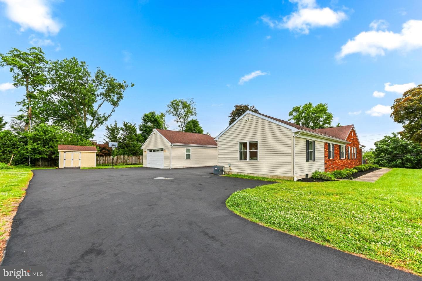 2300 Ravenview Road photo 61