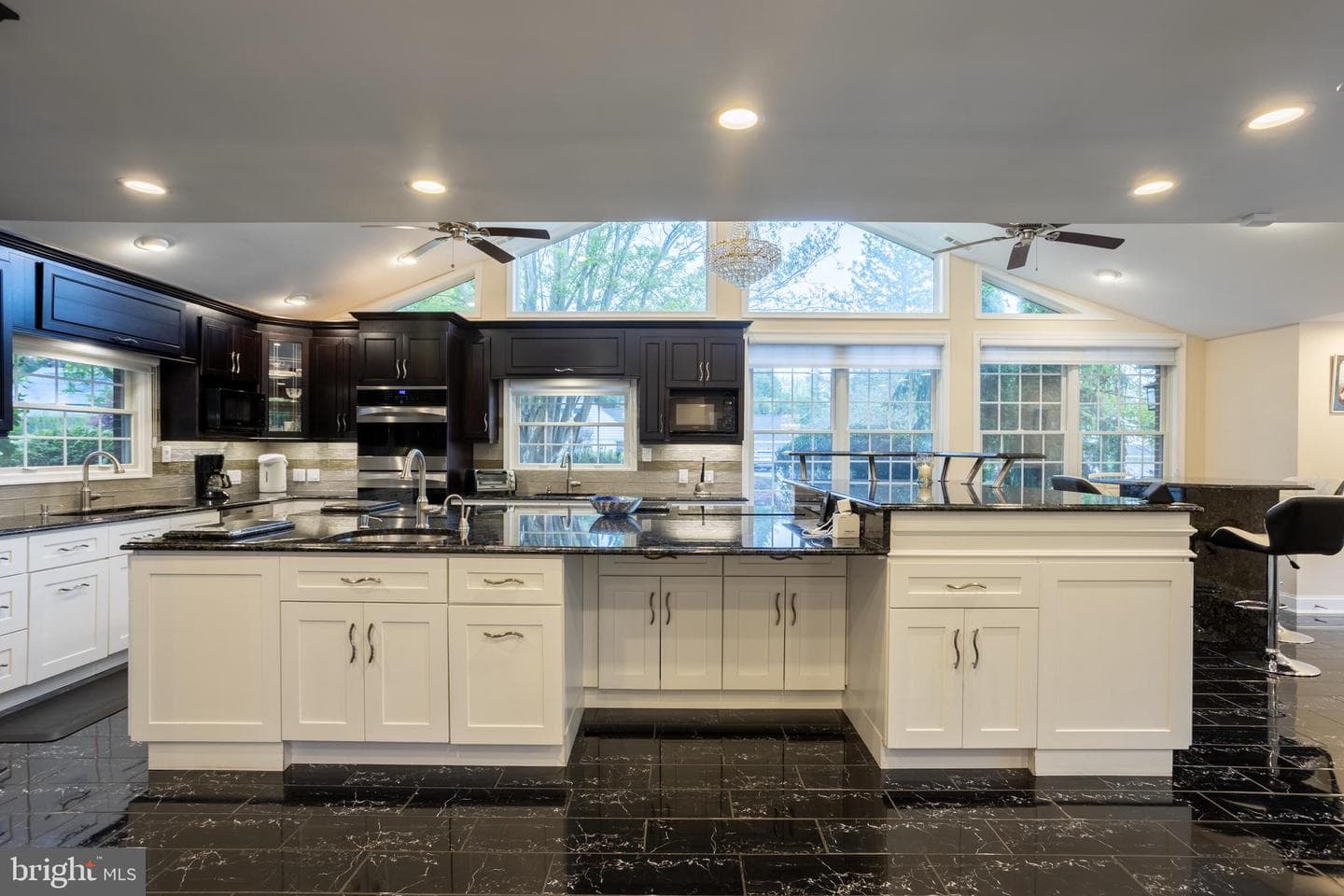 7908 Ivy Lane photo 15