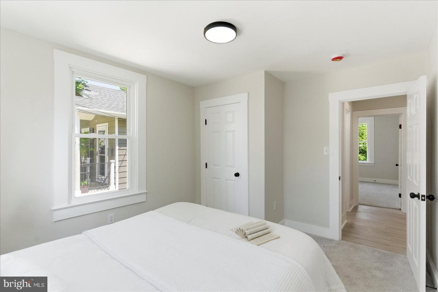 1 Glenwood Avenue photo 23