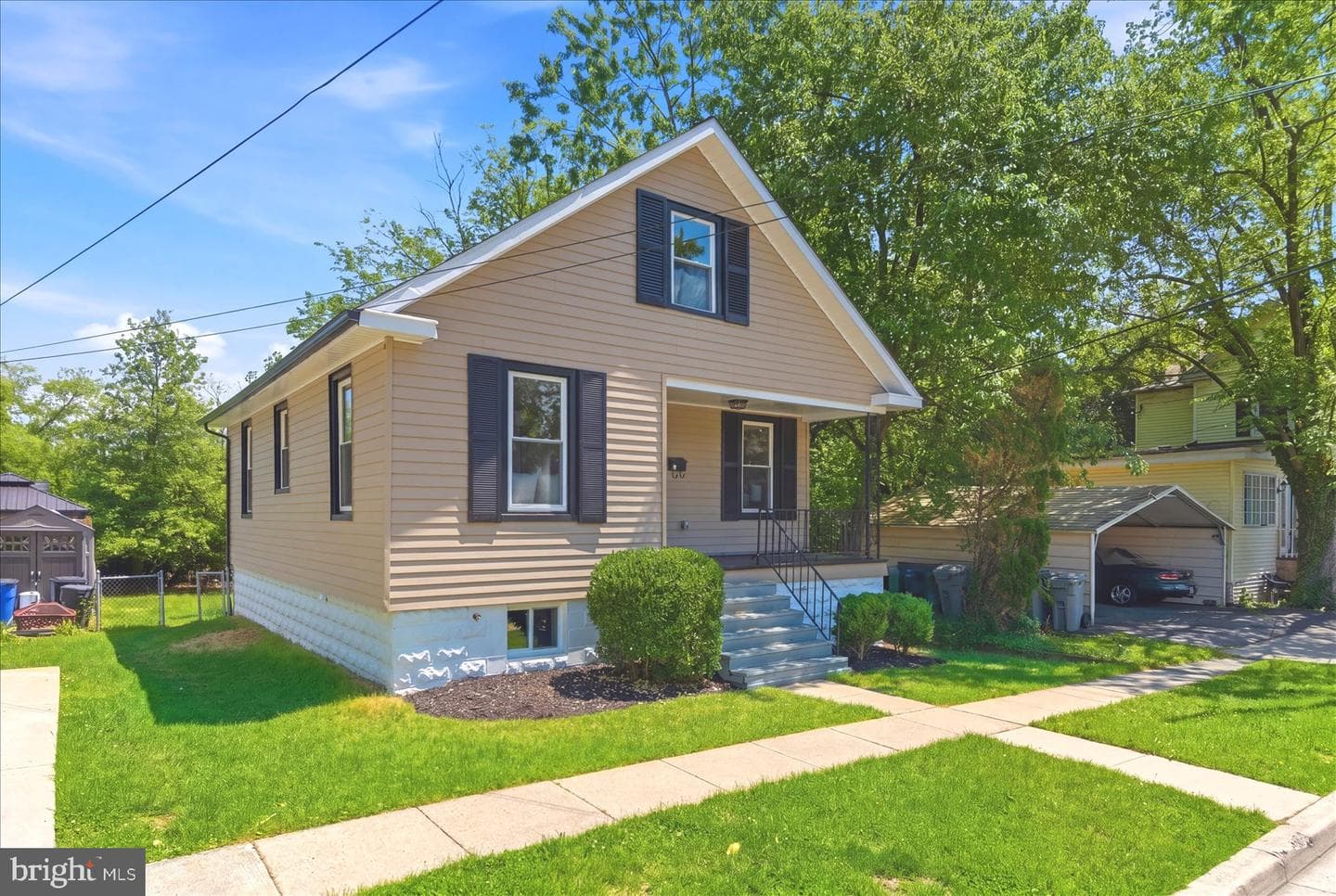 1 Glenwood Avenue photo 29