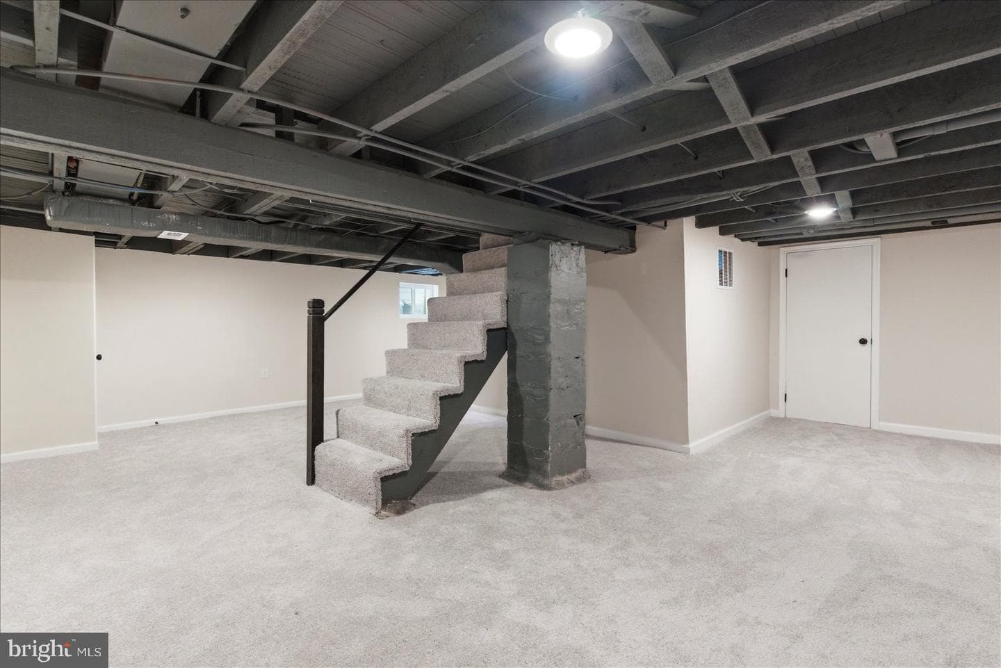 1 Glenwood Avenue photo 34