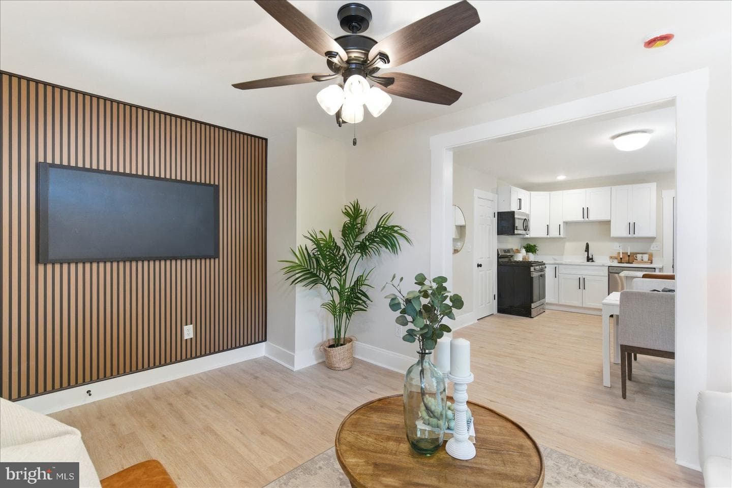 1 Glenwood Avenue photo 5