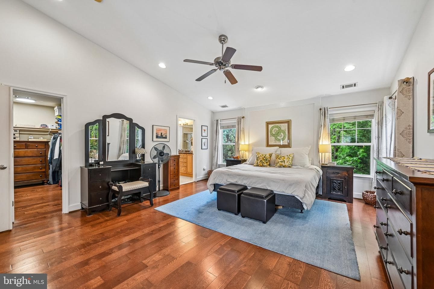 100 Newmarket Court photo 22