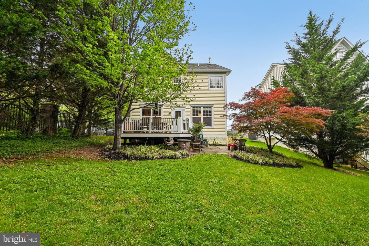 100 Newmarket Court photo 50