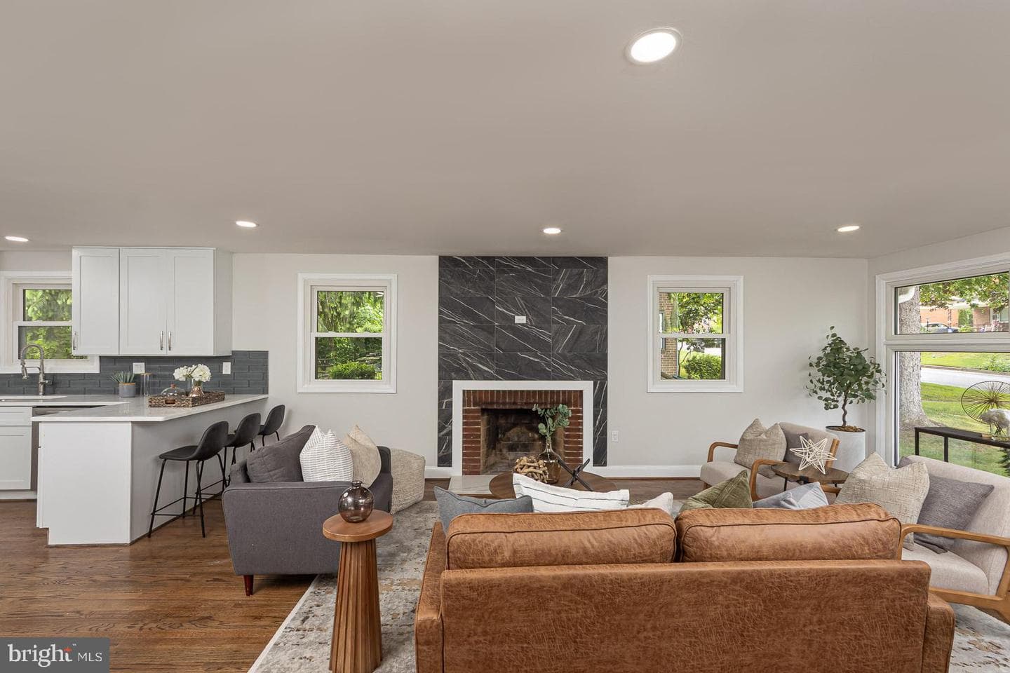 536 Brook Road photo 11