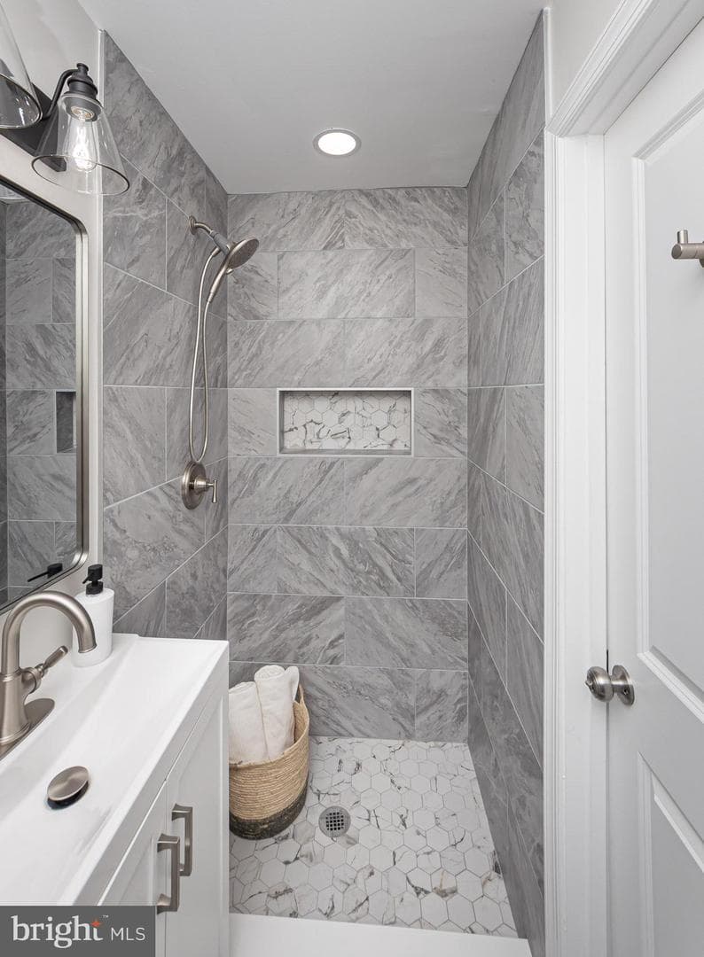 536 Brook Road photo 18