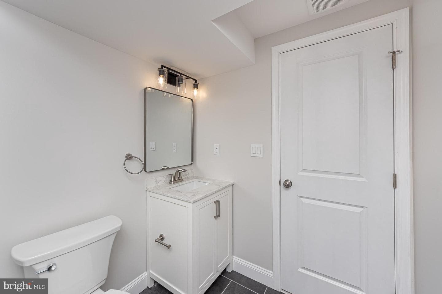 536 Brook Road photo 33