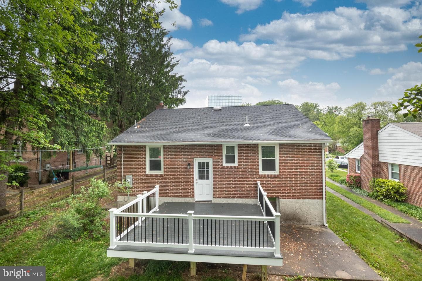 536 Brook Road photo 36