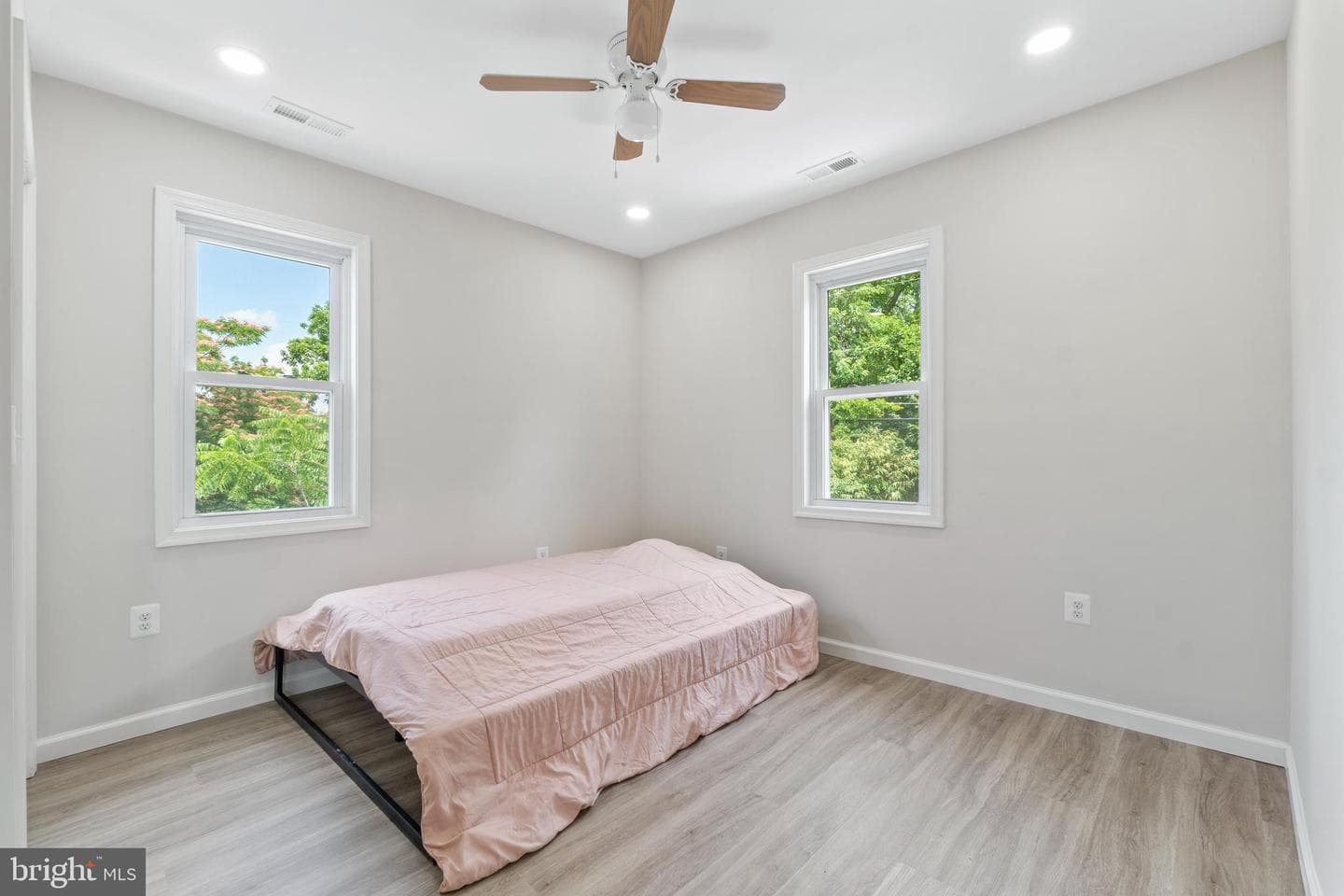 115 Symington Avenue photo 21