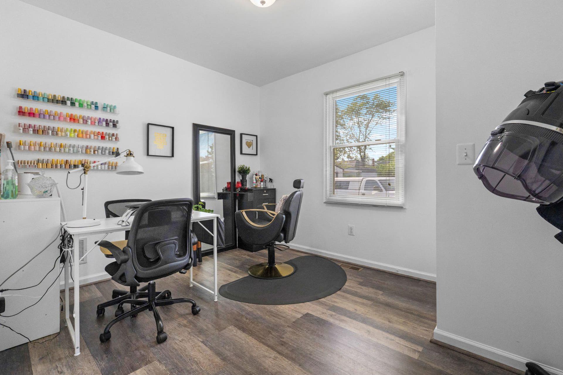 6 Lombardy Drive photo 13