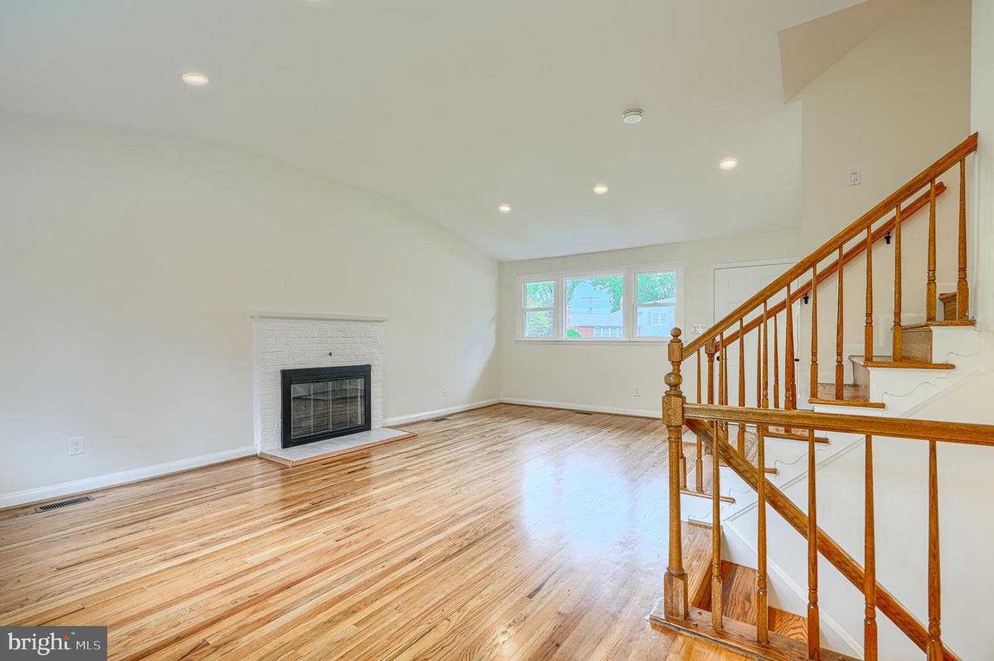 2108 Eastridge Road photo 8