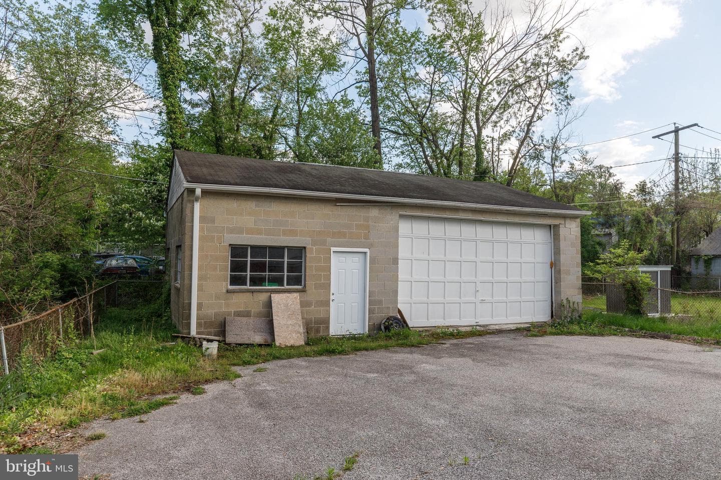 311 Upland Road photo 4