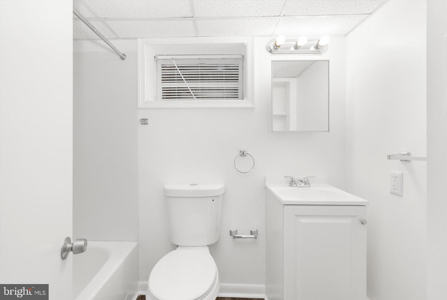 4948 Tulip Avenue photo 41