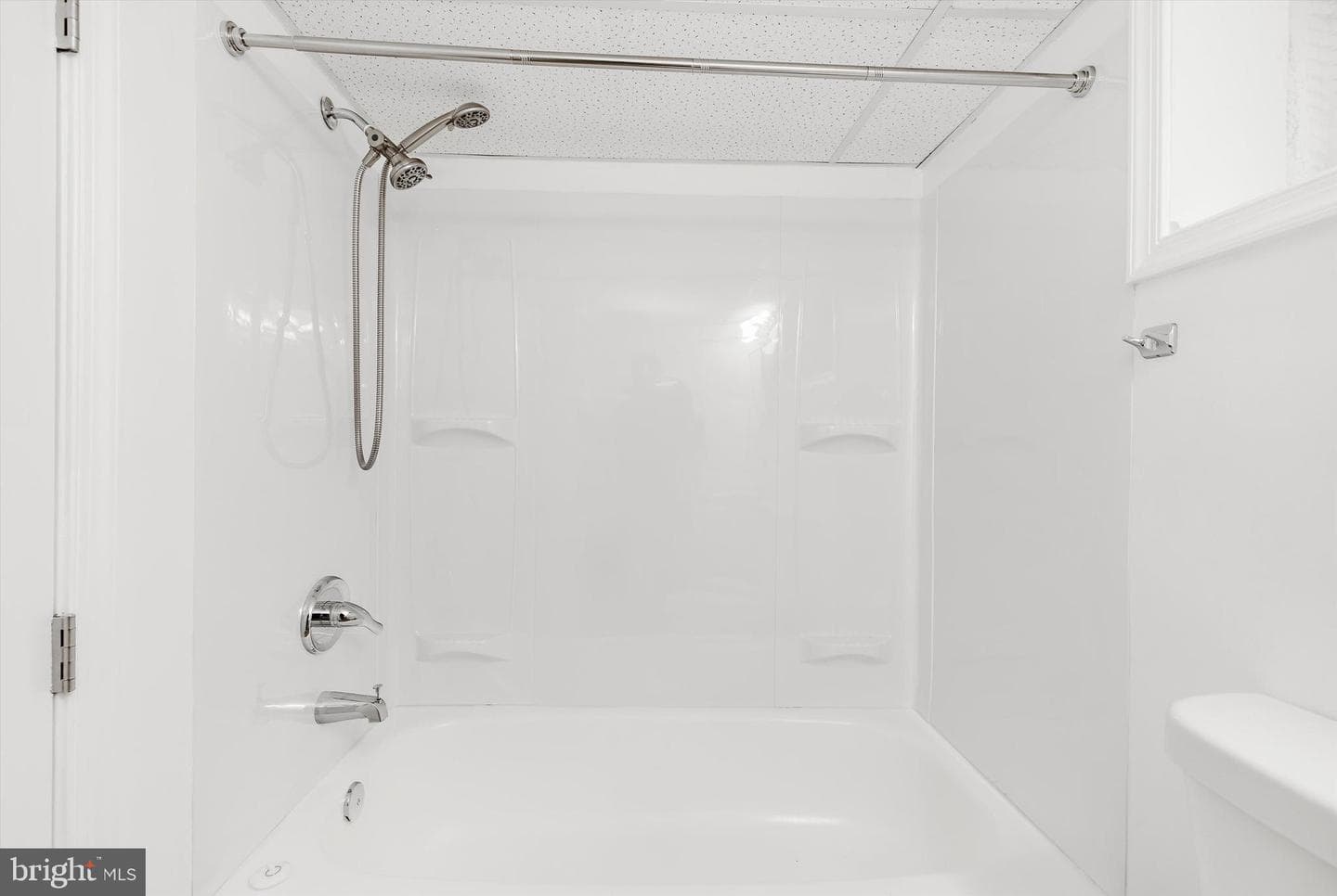 4948 Tulip Avenue photo 42