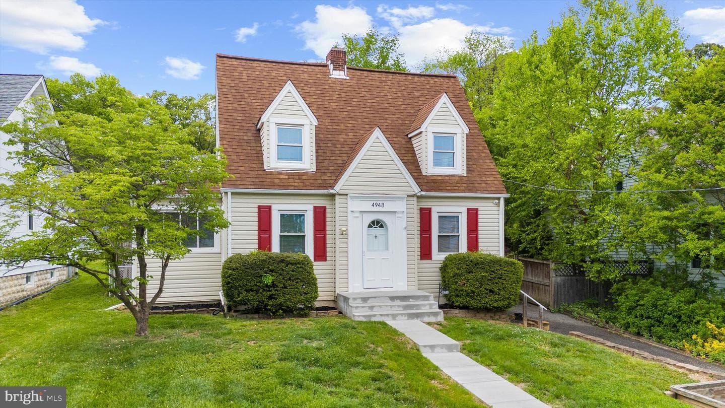 4948 Tulip Avenue photo 6