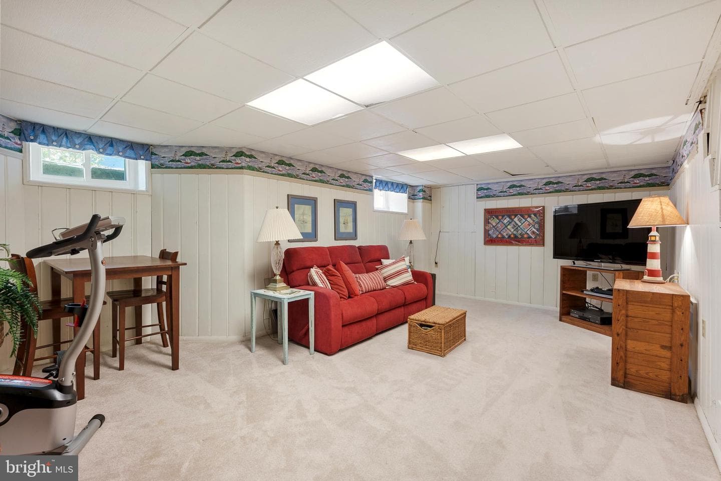 818 Kingston Road photo 34