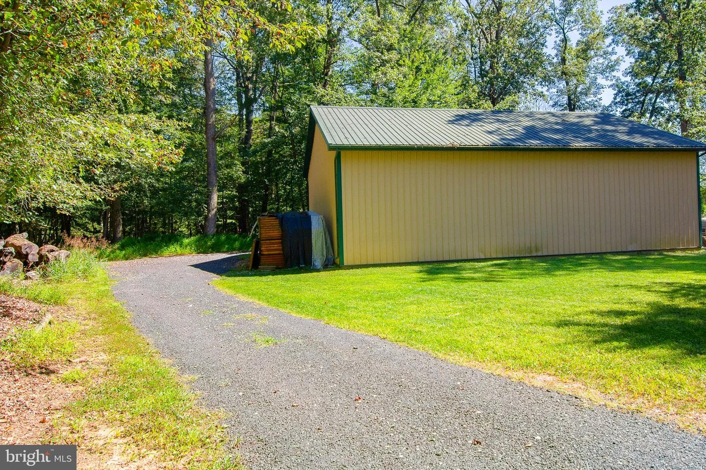 18603 Falls Road photo 21