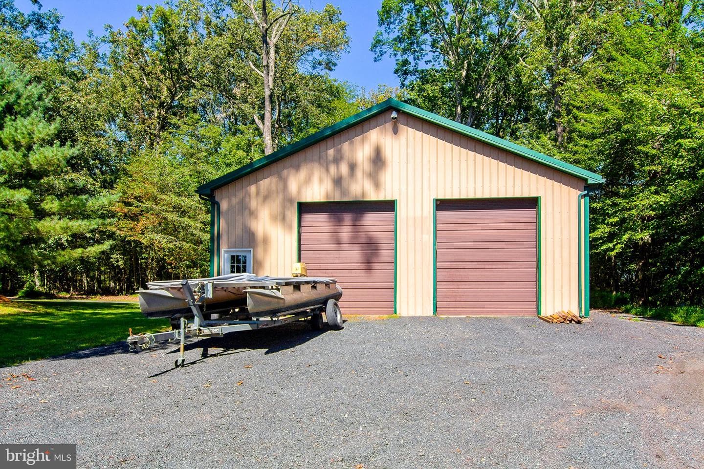 18603 Falls Road photo 22
