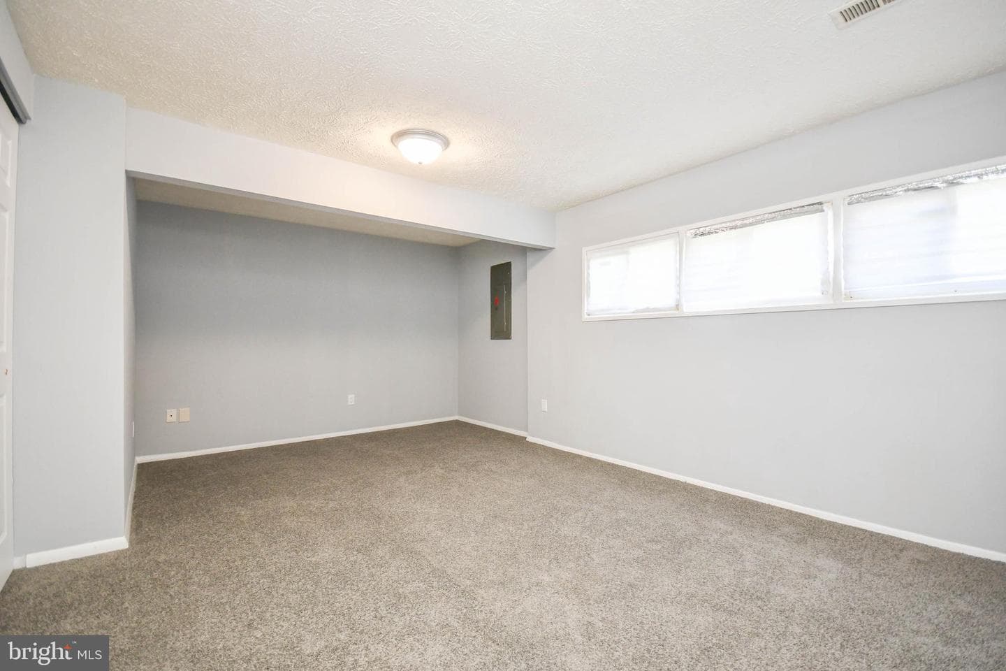332 Suter Road photo 18
